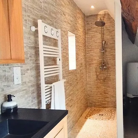 La Des Legendes - Duplex Climatise - Centre Historique Dole